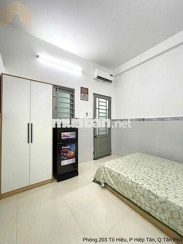 🏡🏡🏠 BÊN EM TRỐNG SẴN CĂN HỘ CỬA SỔ TRỜI CỰC THOÁNG GIỮA VHU VÀ HUIT