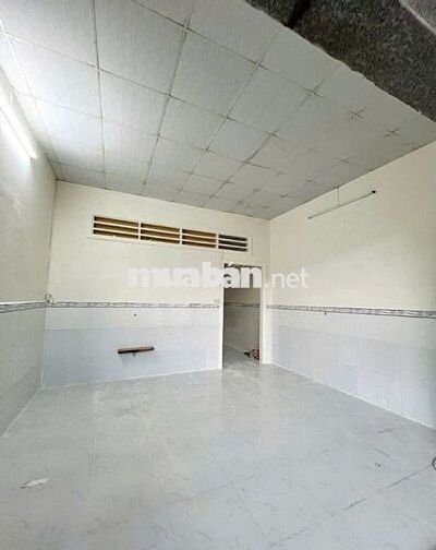 Bán gấp căn nhà đang cho thuê 4 triệu/ tháng ngay Thới Tam Thôn 770Tr