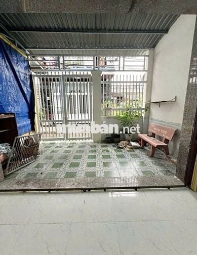 Bán gấp căn nhà đang cho thuê 4 triệu/ tháng ngay Thới Tam Thôn 770Tr