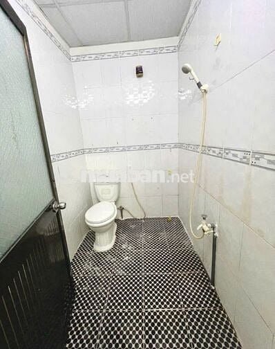 Bán gấp căn nhà đang cho thuê 4 triệu/ tháng ngay Thới Tam Thôn 770Tr