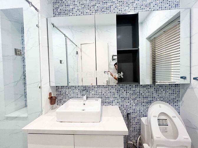 Phòng to cao cấp 4 người ở rộng rãi