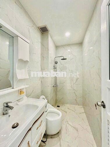 SIÊU PHẨM CỰC ĐẸP – 213A Núi Thành, Q.Tân Bình - nhà mới trống suốt