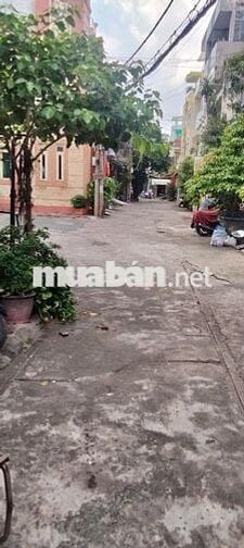 Nhà Bán Quận 11 Đường 100 Bình Thới 20m2 1 trệt 1 lầu hẻm xe tải