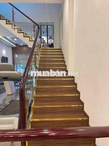 Cho thuê nhà fun nội thất xịn xò trung tâm Phường Chánh Nghĩa