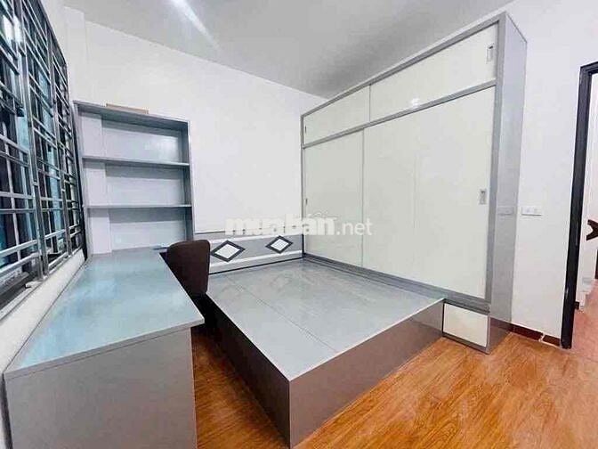 Hoàng Mai 43m 4 tầng,nhà đẹp,ngõ nông gần phố