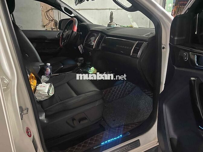 Ford Everest 2022 Titanium 2.0L AT 4x2 - 26000 km
