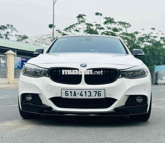 BMW 3 Series 2016 320i GT - 700000 km