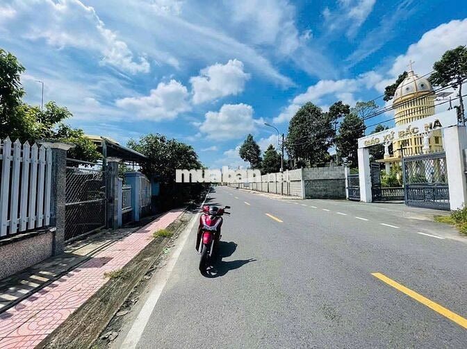 Bán ngộp lô đất mặt tiền (5x31) đối diện nhà thờ BẮC HÀ, TT Củ Chi
