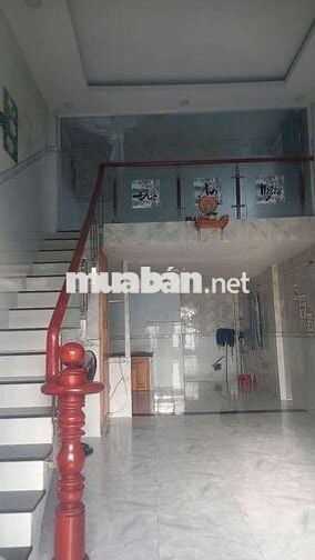 Nhà hướng Tây.1 phòng kín 1 phòng hở