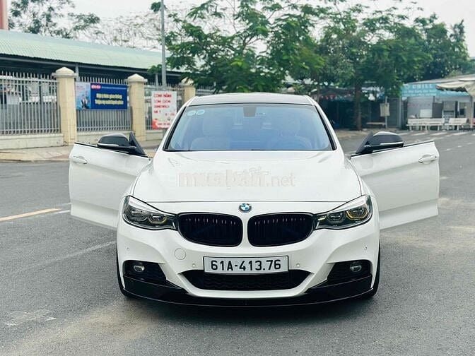 BMW 3 Series 2016 320i GT - 700000 km