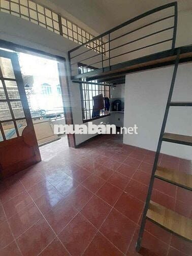 Duplex gác cao 1m8 cách ĐH Văn Hiến 1.5km ban công thoáng rộng rãi