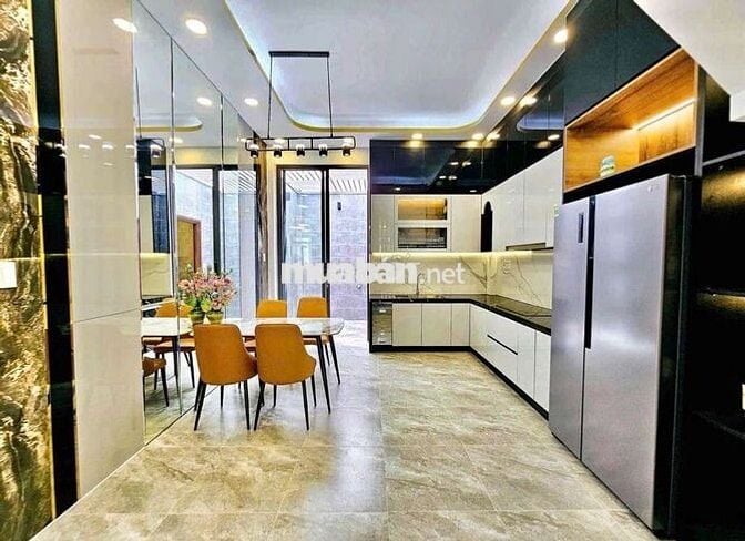 Cho Thuê Nhà Nguyên Căn Mặt Tiền Hẻm Xe Hơi Full Nội Thất Quận 7