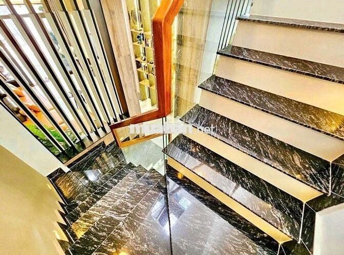Cho Thuê Nhà Nguyên Căn Mặt Tiền Hẻm Xe Hơi Full Nội Thất Quận 7