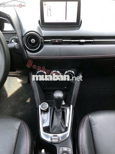 Mazda 2 1.5 AT 2017 - 348 Triệu