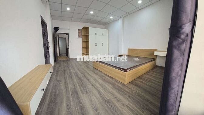 Cho thuê CHDV full nội thất 2PN, 60m2, sân thượng riêng, 8tr5