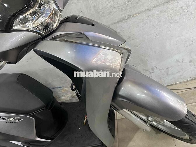 chính chủ xe một chu đi ít son may rin chạy mạnh