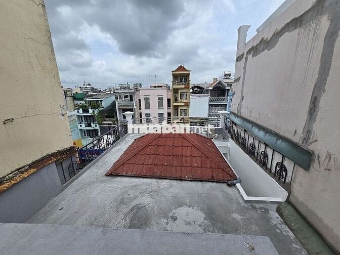 Cho thuê CHDV full nội thất 2PN, 60m2, sân thượng riêng, 8tr5