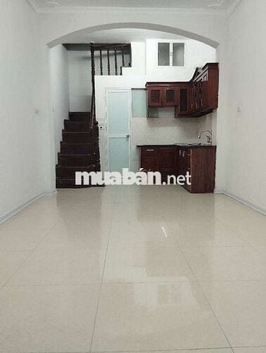 Chính chủ cho thuê nhà số 6 ngõ 28/38 Điện Biên Phủ