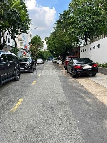 Bán đất biệt thự tặng nhà 01 trệt 01 lầu, giá rẻ nhất tại An Phú Q2
