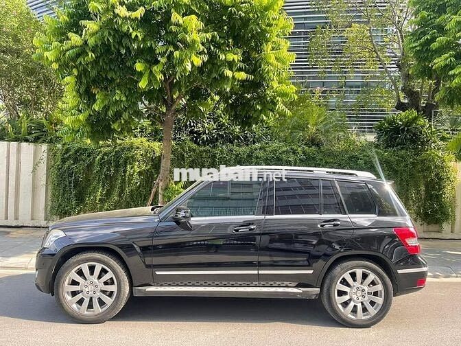 Mercedes GLK300 2010 màu đen cọp