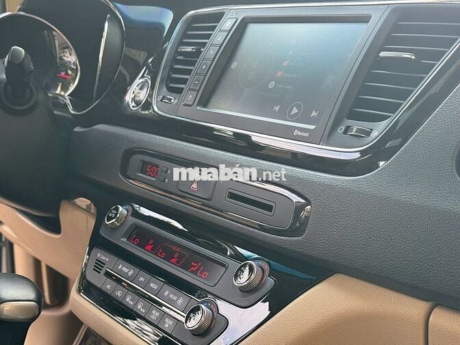 Kia Sedona 2.2DATH full dầu bản Platinum D CAO CẤP