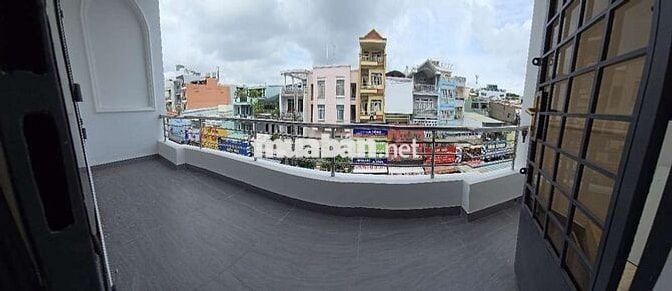 Cho thuê CHDV full nội thất 2PN, 60m2, sân thượng riêng, 8tr5