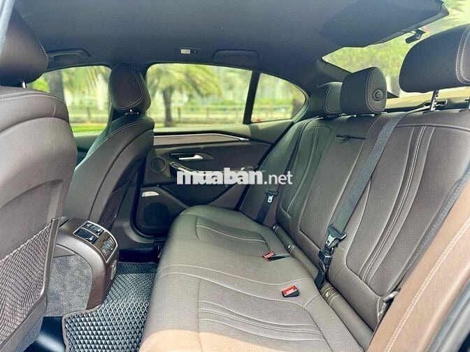 VinFast Lux A2.0 2022  Tiêu chuẩn - 22000 km