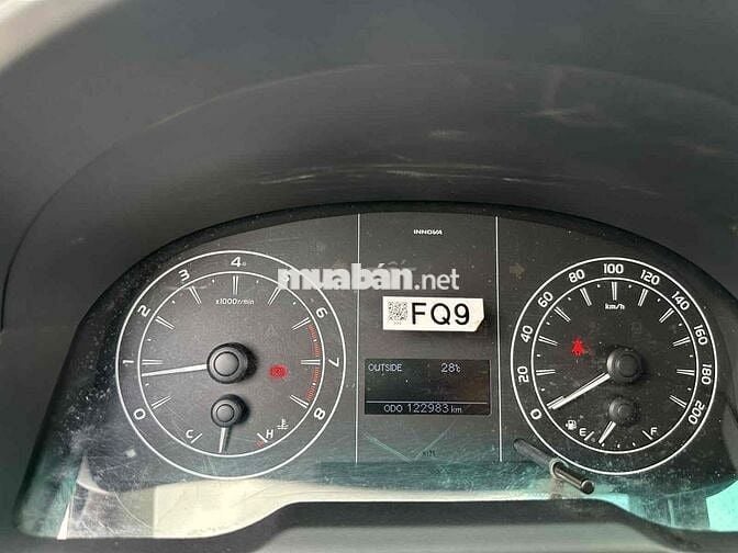 Toyota Innova 2021 E 2.0 MT - 122000 km