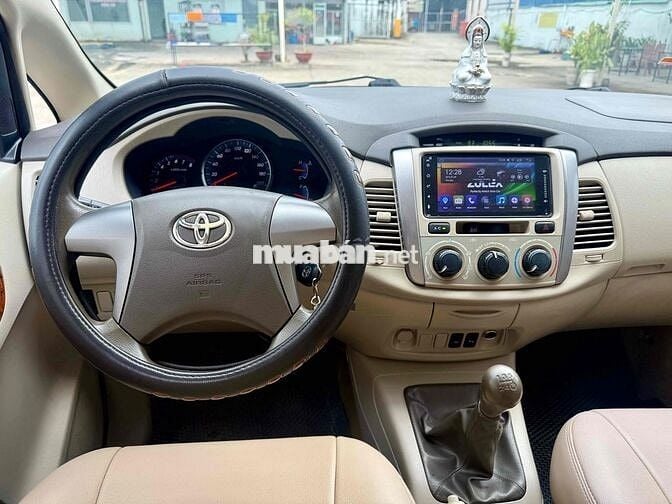 Toyota Innova 2.0E 2015 số sàn, 1Chủ Xe GĐ Sử Dụng