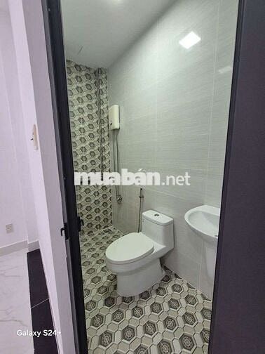 Bán nhà tiện kinh doanh CHDV đường Âu Dương Lân P3 Q8