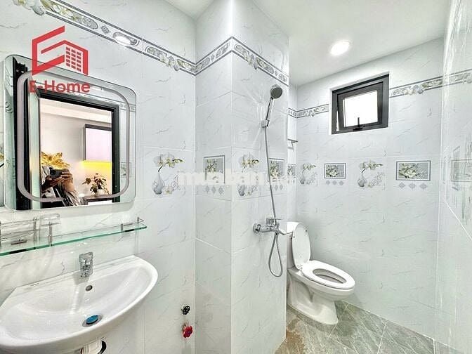 Thuê Căn Hộ 1PN Cao Cấp Balcony Xô Viết Nghệ Tĩnh Gần Bến Xe Miền Đông