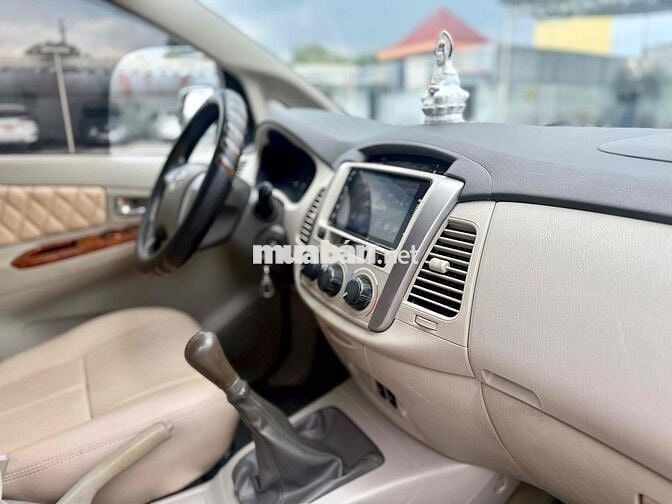 Toyota Innova 2.0E 2015 số sàn, 1Chủ Xe GĐ Sử Dụng