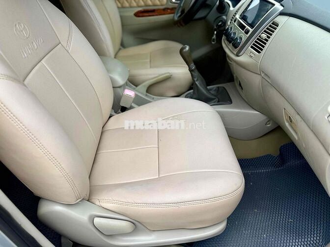 Toyota Innova 2.0E 2015 số sàn, 1Chủ Xe GĐ Sử Dụng
