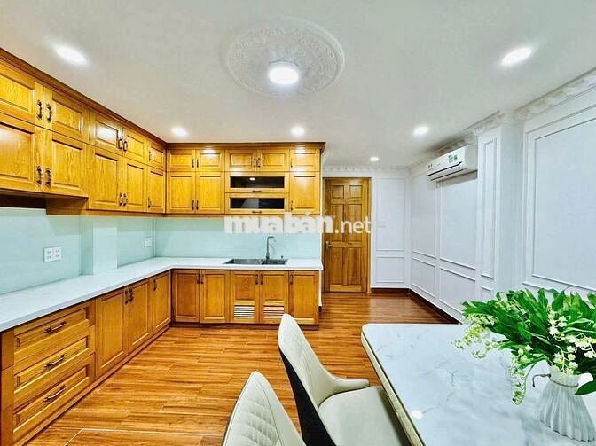 Cho thuê nhà mặt tiền Cầm Bá Thước, Phường 7, Quận Phú Nhuận