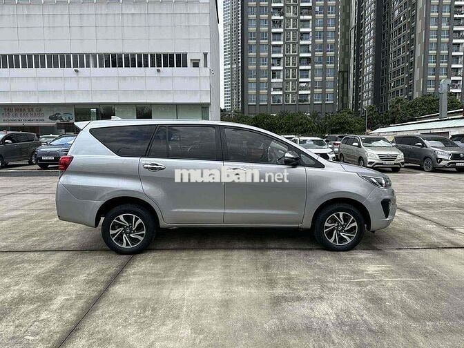 Toyota Innova 2021 E 2.0 MT - 122000 km