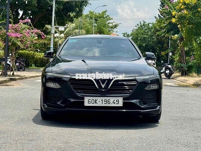 VinFast Lux A2.0 2022  Tiêu chuẩn - 22000 km
