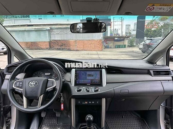 Toyota Innova 2021 E 2.0 MT - 122000 km