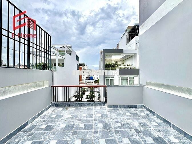 Thuê Căn Hộ 1PN Cao Cấp Balcony Xô Viết Nghệ Tĩnh Gần Bến Xe Miền Đông
