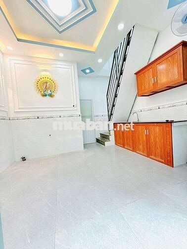 Bán Nhà khu VIP P2.Q8. Gần ngay chợ rạch ông