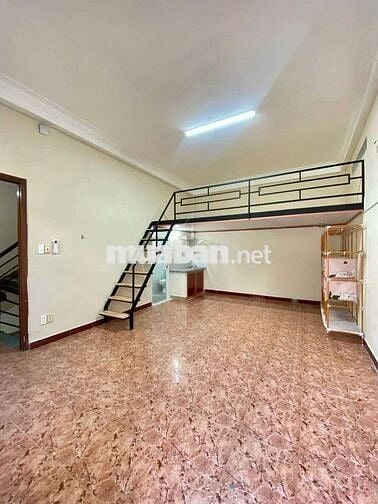 💥 Căn Hộ Có Gác Ban Cộng 40m2 _ Mát Mẻ, Sạch Sẽ _ Thích Quảng Đức ✅️