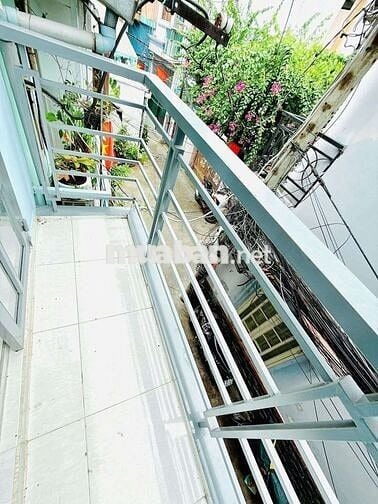 Bán Nhà khu VIP P2.Q8. Gần ngay chợ rạch ông