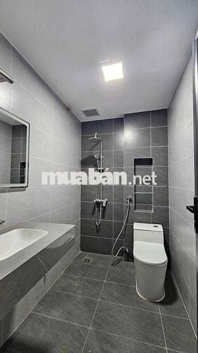 Nhà hi.ế.m Ngô Quyền HĐ  40m² x 4t, ô tô đỗ cửa, giá chỉ 7,2 tỷ