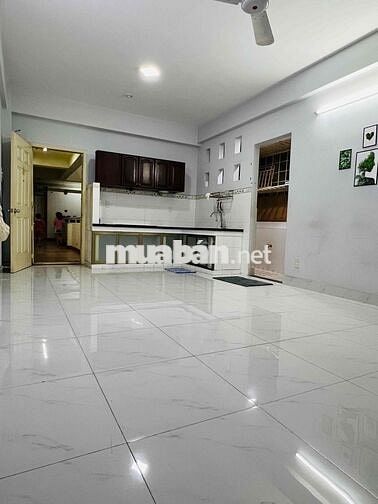 Cho thuê căn hộ chung cư Gia Phú 2 phòng ngủ