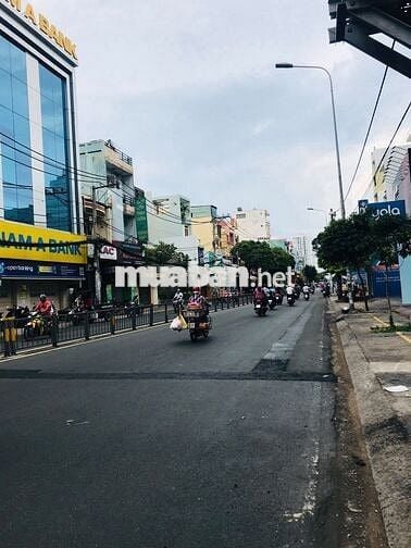 CHo thuê nhà mặt tiền đường Hoà bình 4,5x10,5m 2L khu kd sầm uất