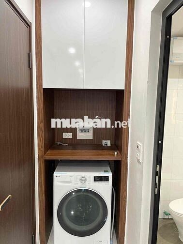 Căn hộ 35m2 1N1K tại Dịch Vọng, Cầu Giấy, Ô tô đỗ cửa, gần ga tàu