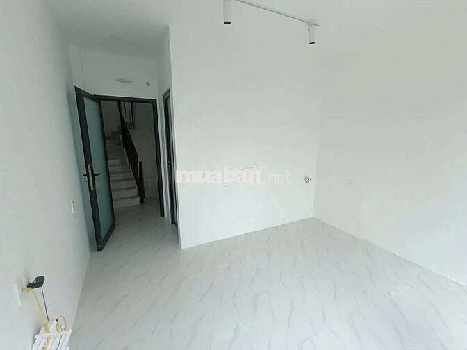 Chính chủ cho thuê nhà nguyên căn mặt tiền Phó Đức Chính