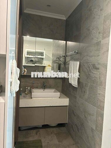 Chính chủ Cho Thuê Căn Hộ S1 Vinhomes Symphony Full Nội Thất – View Cô