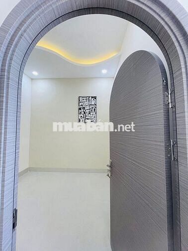 Nhà Phường 5 cách Đoàn Thị Nghiệp 80m hẻm ô tô