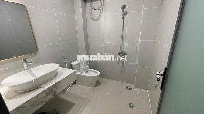 💎💎NHÀ MỚI XÂY NGAY NGÃ 6 PHÙ ĐỔNG- P. BẾN THÀNH - QUẬN 1 !!