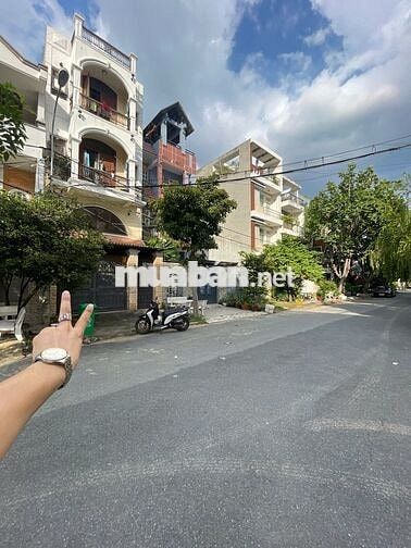 CĂN HỘ 2PN NGAY ĐH VĂN LANG CÓ BANCOL FULL NỘI THẤT ĐẦY ĐỦ TIỆN ÍCH